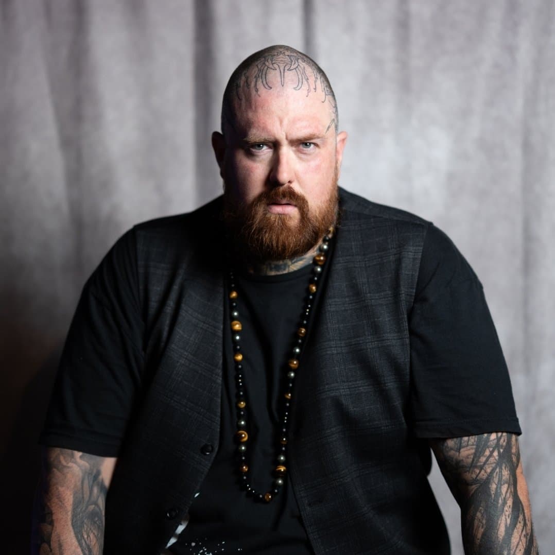 Portrait de Patrick Desautels, artiste Pat X Tattoo